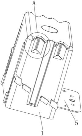 一种接线牢固且便捷的塑胶接线盒的制作方法