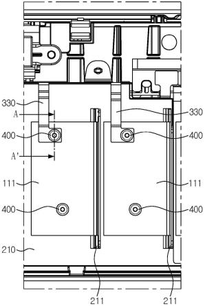 电极引线与电压感测构件之间的连接简化的电池模块及包括其的电池组的制作方法